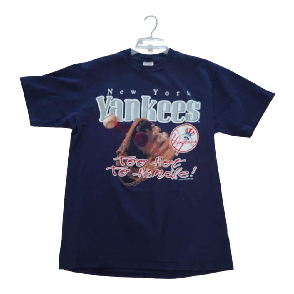 Vintage 1998 NY Yankees "TOO HOT TO HANDLE" T-Shirt Men’s Sz Large
